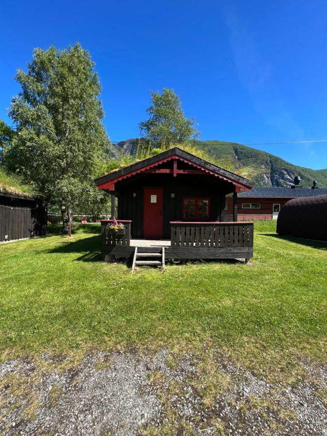 Vistdal Camping Myklebostad  Exterior foto